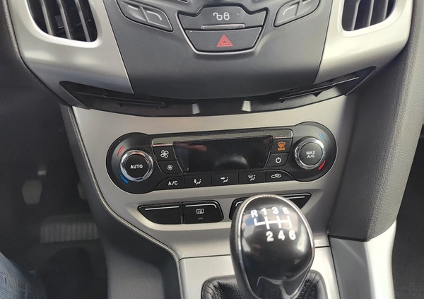 Ford Focus cena 23900 przebieg: 185000, rok produkcji 2014 z Szczecin małe 254